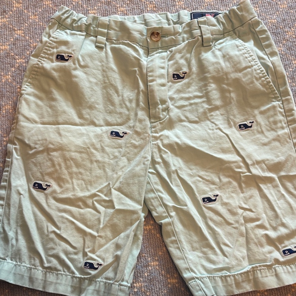 Vineyard Vines Light Teal Whale Pattern Shorts EUC Sz 10